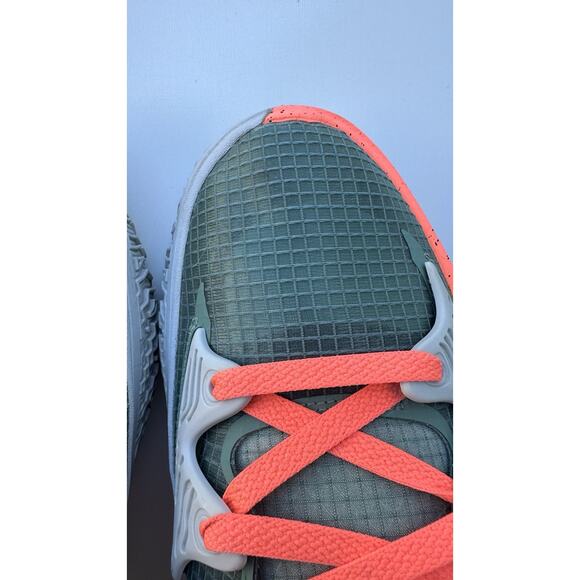 NIKE KYRIE LOW 4 \